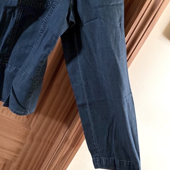 Blue chambray button down by Jennifer Moore (size 16) - Picture 4 of 10